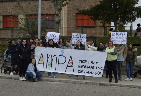 Las AMPAS se 'levantan' para reclamar porder cursar 1º y 2º de la ESO en los colegios rurales