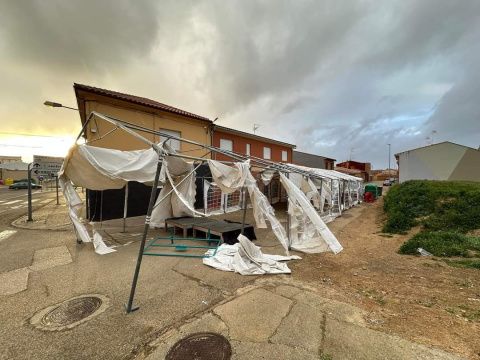 Las fotos de los efectos de Nelson en Valderas