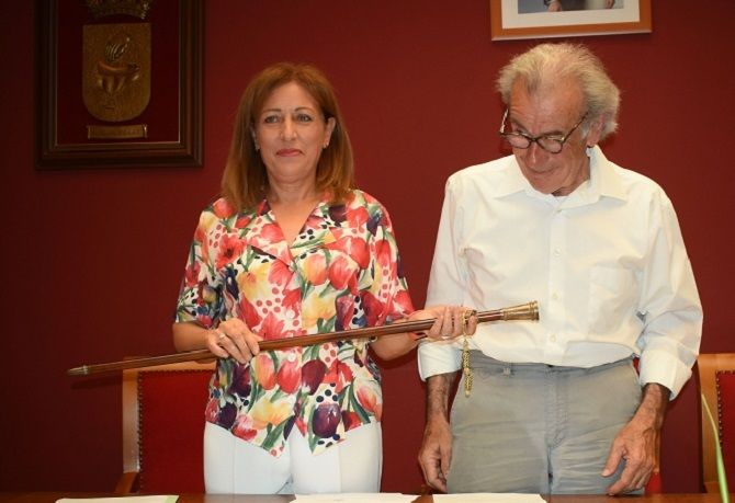 Camino Lozano en el momento de ser investida alcaldesa en 2023