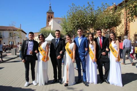 Reina, Damas y Acompañantes de la Feria del Pimiento Reina, Damas y Acompañantes de la Feria del Pimiento