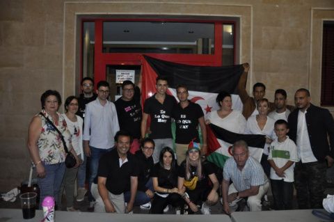 Chocolatada favor a favor pueblo saharaui